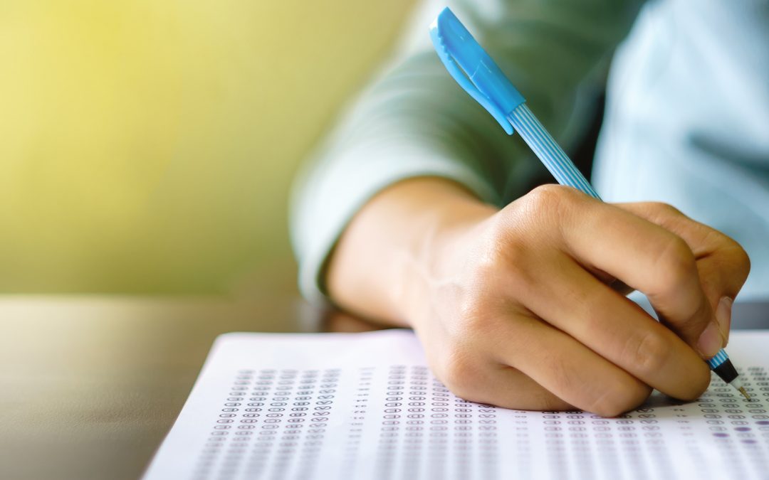 Dispensa del examen CCSE y DELE para la Nacionalidad Española (2025): cuándo, cómo y quién puede solicitarla